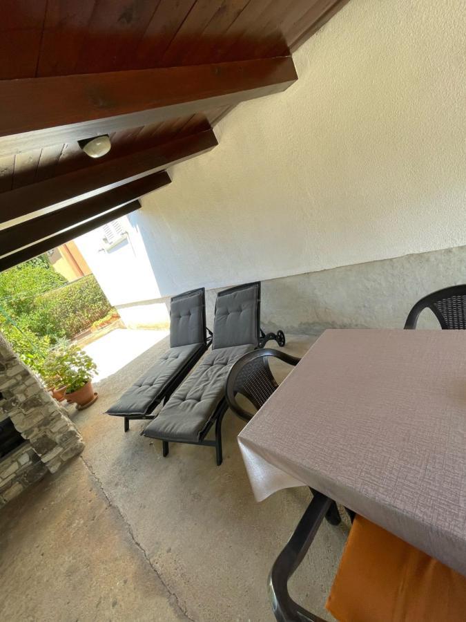 Apartman Varea Liznjan Luaran gambar